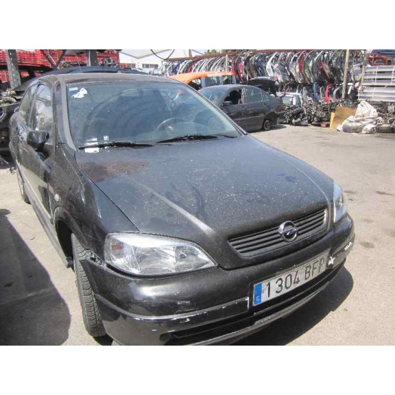 opel astra g berlina del año 2001