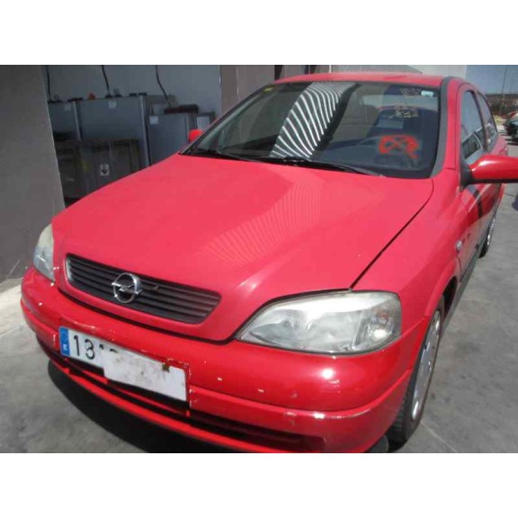 opel astra g berlina del año 2004