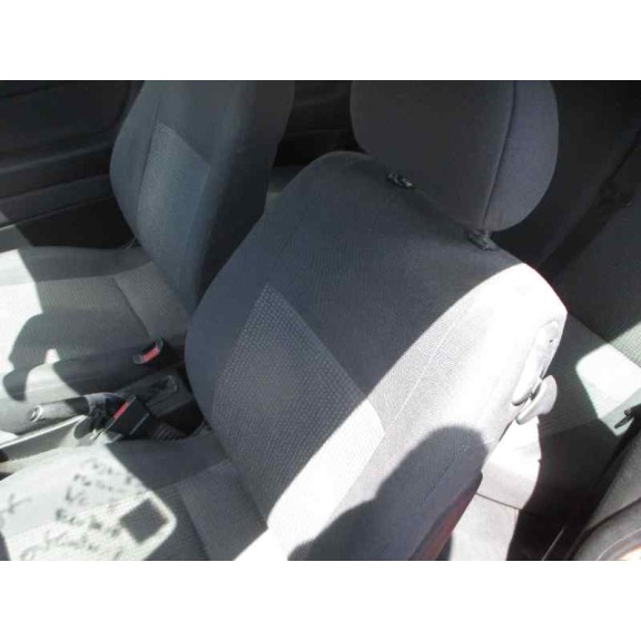 opel astra g berlina del año 2004