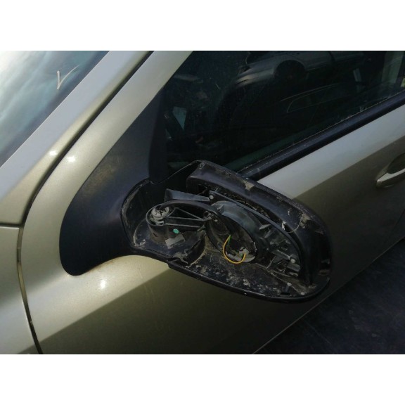 opel astra h berlina del año 2004