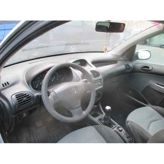 peugeot 206 berlina del año 2003