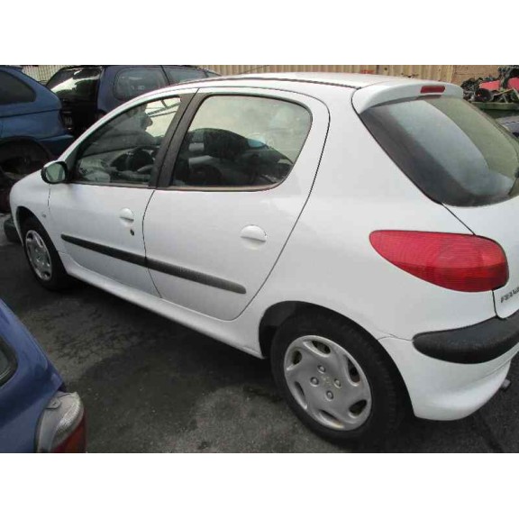 peugeot 206 berlina del año 2003