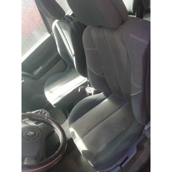 renault scenic ii del año 2004