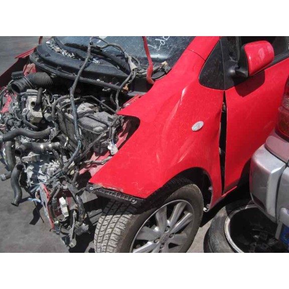 toyota yaris del año 2011