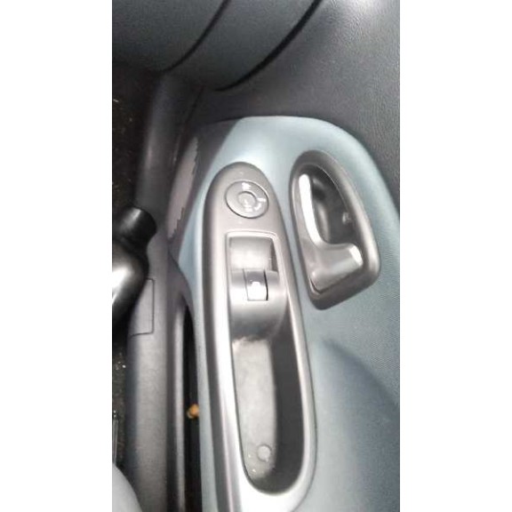 renault clio ii fase ii (b/cb0) del año 2005