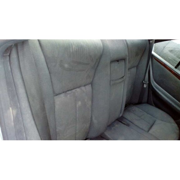 mercedes-benz clase e (w210) berlina del año 1999