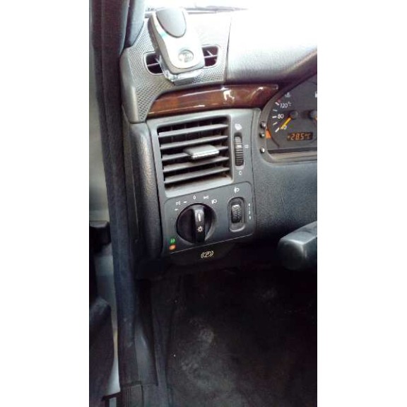 mercedes-benz clase e (w210) berlina del año 1999