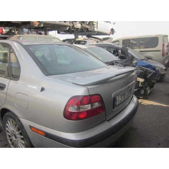 volvo s40 berlina del año 2003