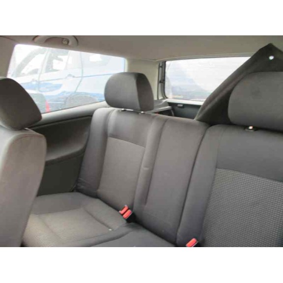 volkswagen polo berlina (6n2) del año 2001