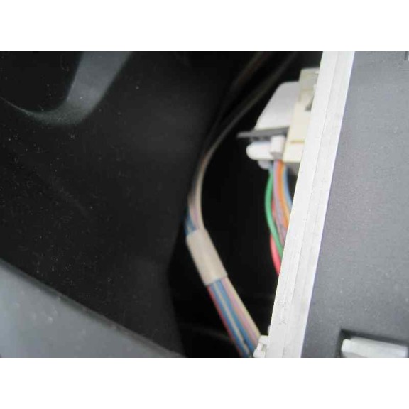 peugeot 206 berlina del año 2001