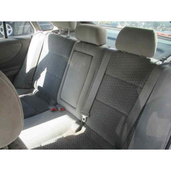 mazda 626 berlina (gf) del año 2001