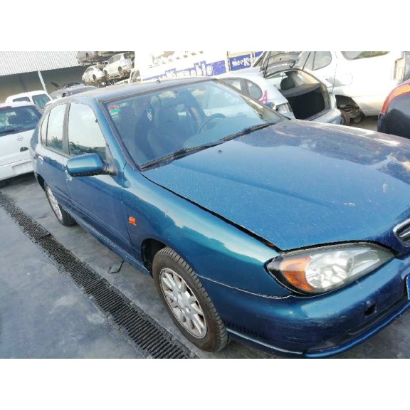 nissan primera berlina (p11) del año 2001