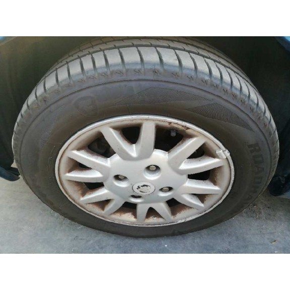 nissan primera berlina (p11) del año 2001