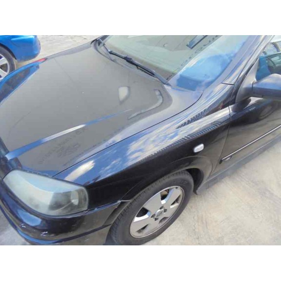 opel astra g berlina del año 2004