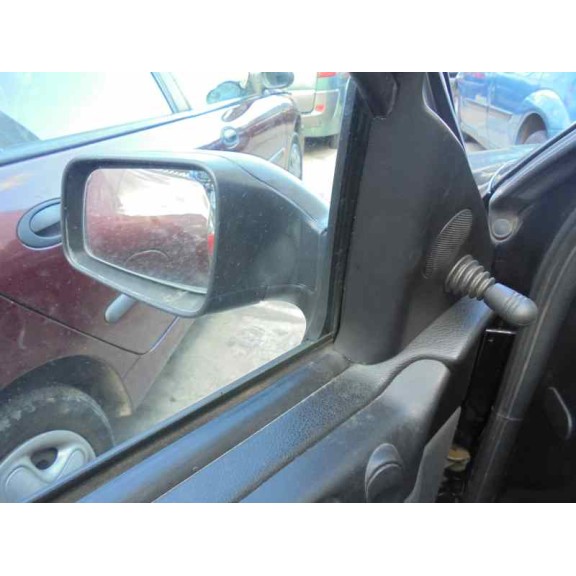 opel astra g berlina del año 2004