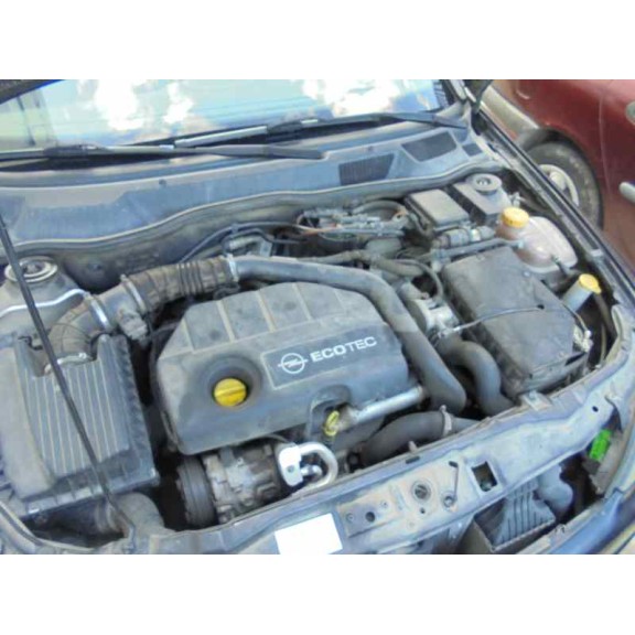 opel astra g berlina del año 2004