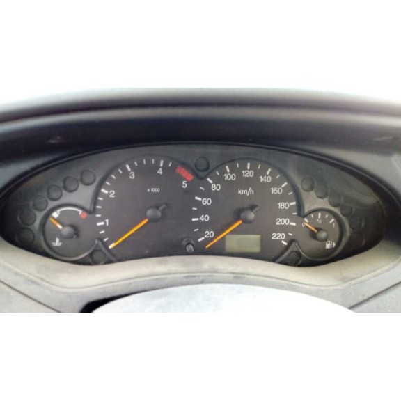 ford focus berlina (cak) del año 2002