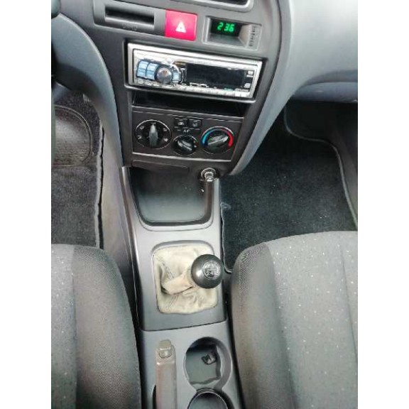 hyundai elantra (xd) del año 2003