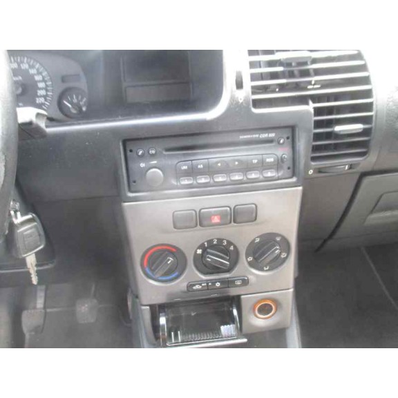 opel zafira a del año 2004