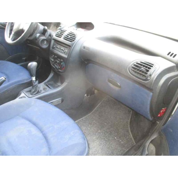 peugeot 206 berlina del año 2002