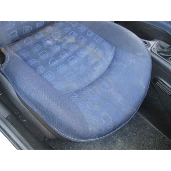 peugeot 206 berlina del año 2002