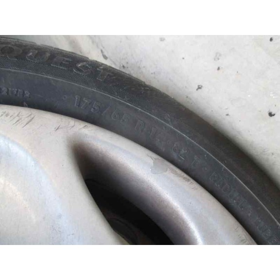 peugeot 206 berlina del año 2002