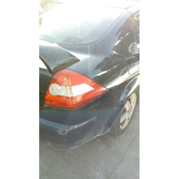 renault megane ii classic berlina del año 2004