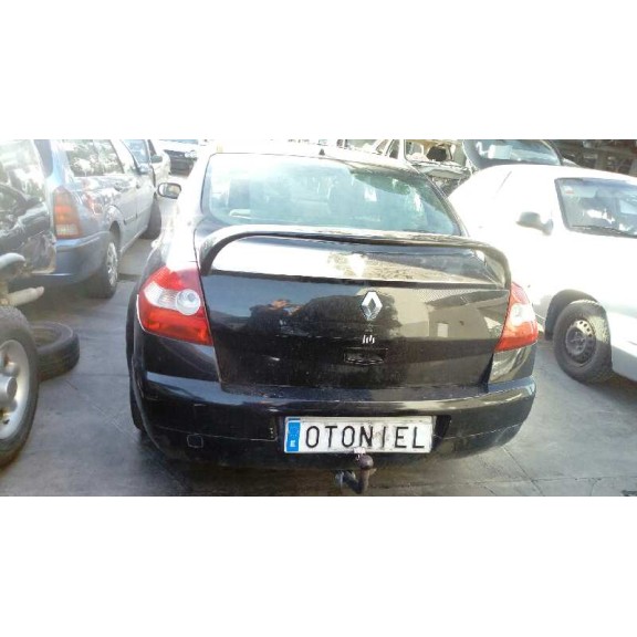 renault megane ii classic berlina del año 2004