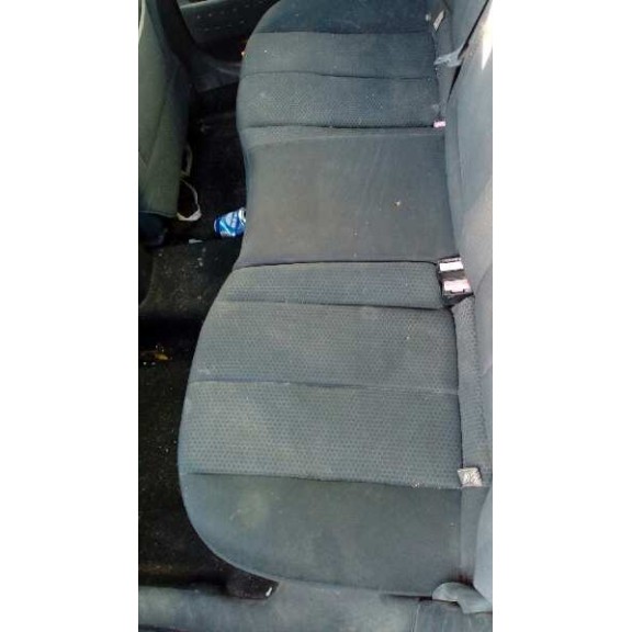 renault megane ii classic berlina del año 2004