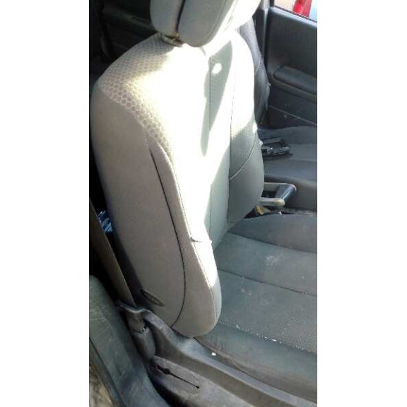 renault megane ii classic berlina del año 2004