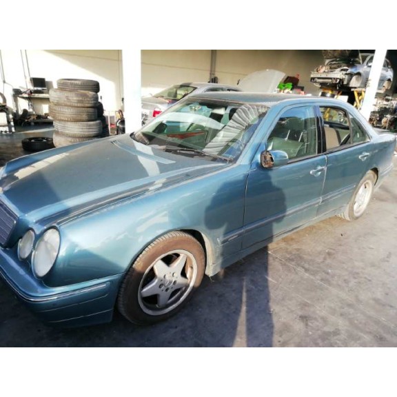 mercedes-benz clase e (w210) berlina diesel del año 2000
