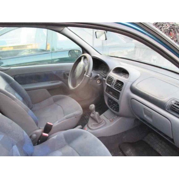 renault clio ii fase i (b/cbo) del año 2001