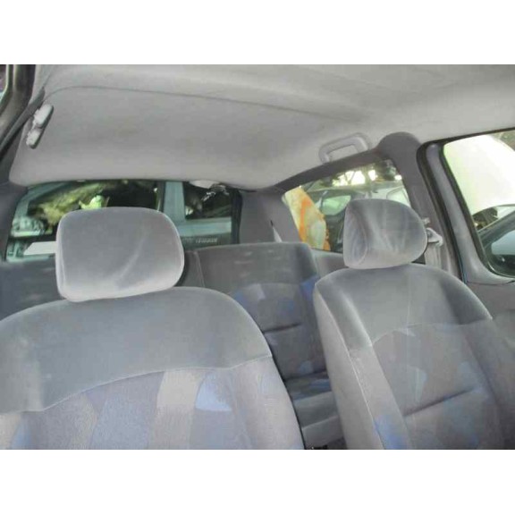 renault clio ii fase i (b/cbo) del año 2001