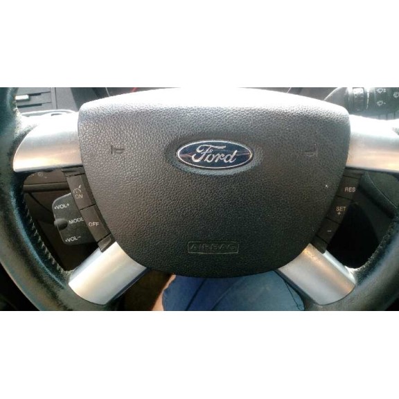 ford focus c-max (cap) del año 2004