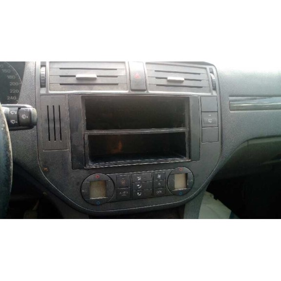 ford focus c-max (cap) del año 2004