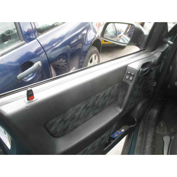 opel astra g berlina del año 2001