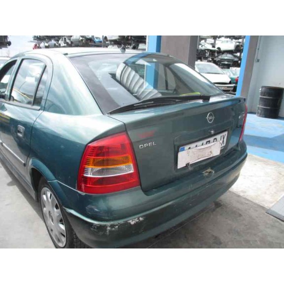 opel astra g berlina del año 2001