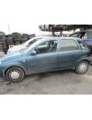 opel corsa c del año 2000