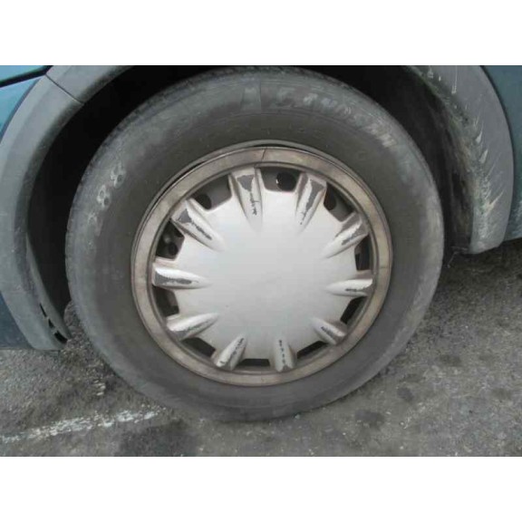 opel corsa c del año 2000