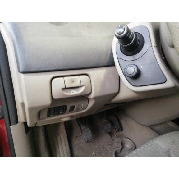 renault scenic ii del año 2006