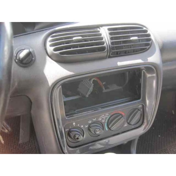 chrysler stratus berlina (ja) del año 1999