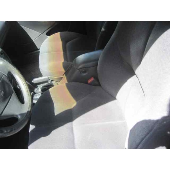 chrysler stratus berlina (ja) del año 1999