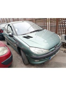 peugeot 206 berlina del año 2001