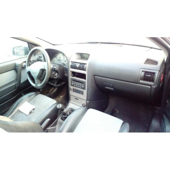 opel astra g coupé del año 2004