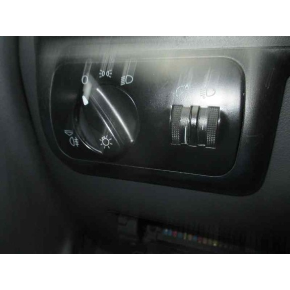 seat ibiza (6k1) del año 2002