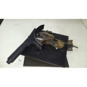 Recambio de palanca freno de mano para toyota yaris 1.4 turbodiesel cat referencia OEM IAM 011318854  