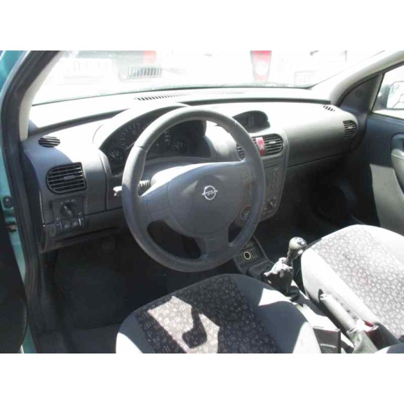 opel corsa c del año 2003