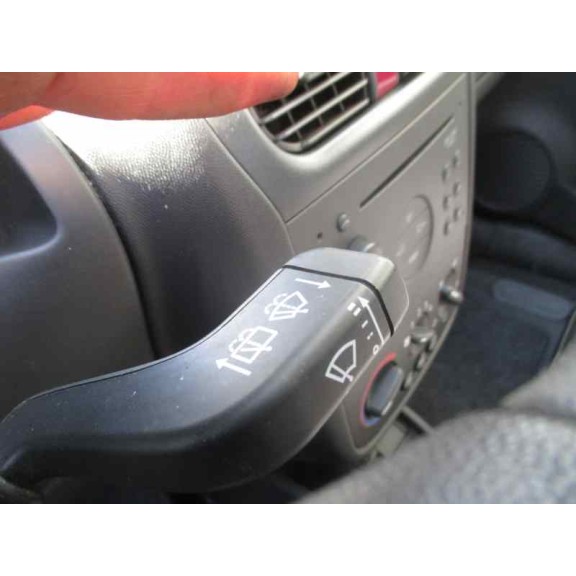 opel corsa c del año 2003