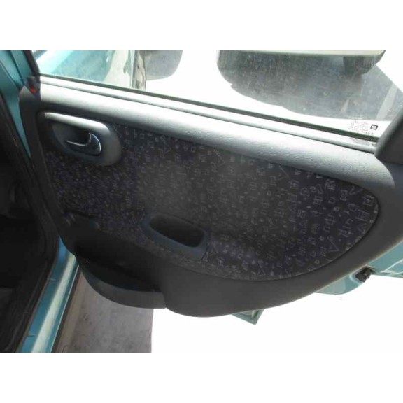 opel corsa c del año 2003