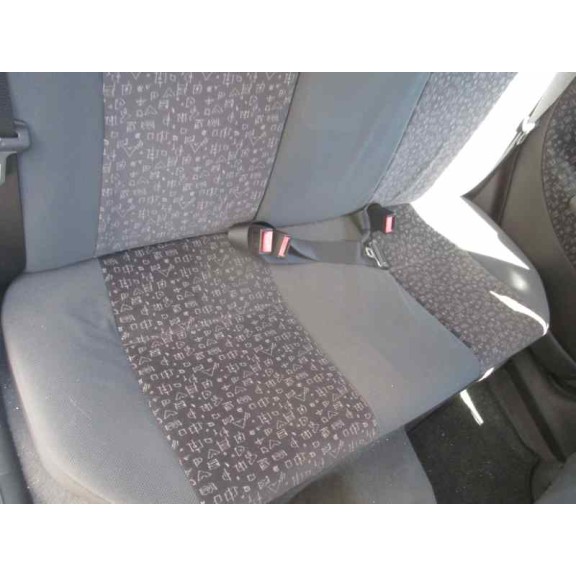 opel corsa c del año 2003